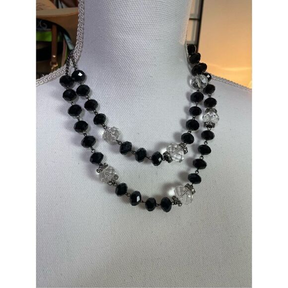 Vintage Crown Trifari Beaded Double Strand Necklace Grandma Core - Picture 4 of 9